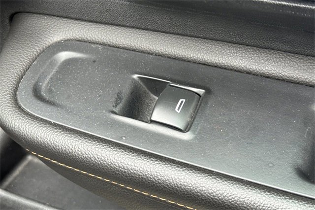 Used 2020 GMC Terrain SLE w/ Elevation Edition image 22