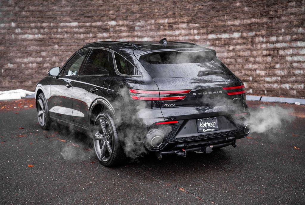 Used 2025 Genesis GV70 3.5T Sport w/ Sport Prestige Package image 8