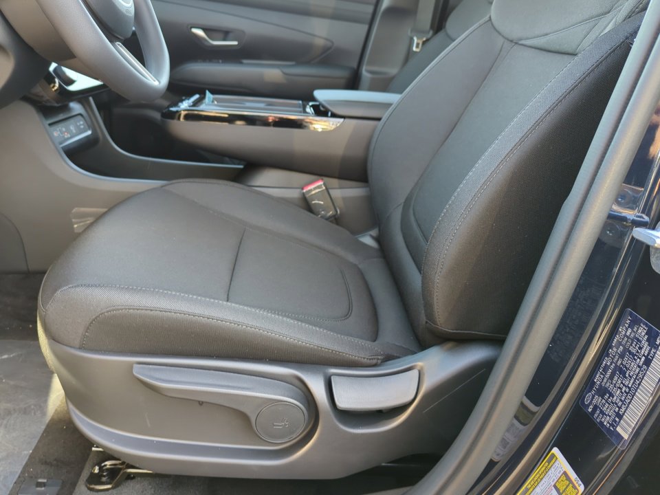 New 2026 Hyundai Tucson Blue SE AWD/4WD image 9