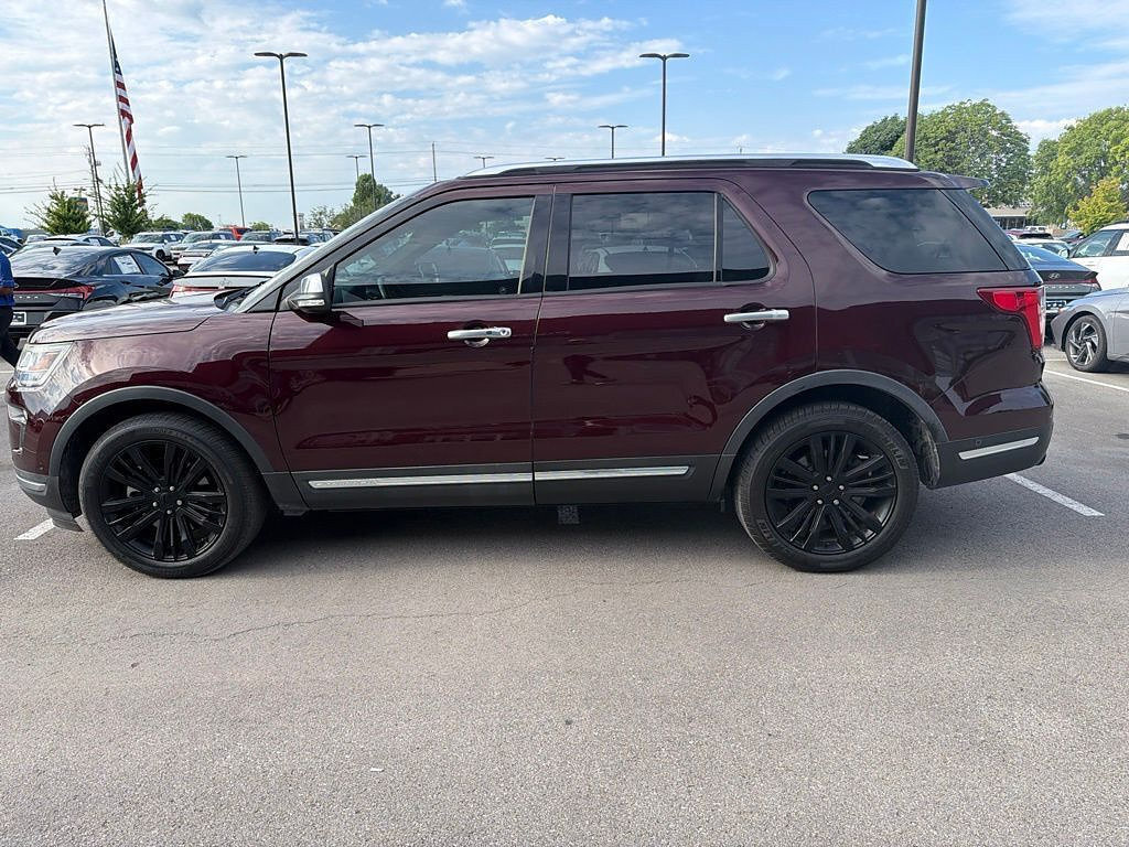 Used 2018 Ford Explorer Platinum AWD/4WD image 12