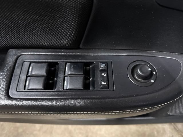 Used 2012 Dodge Avenger SXT FWD image 5