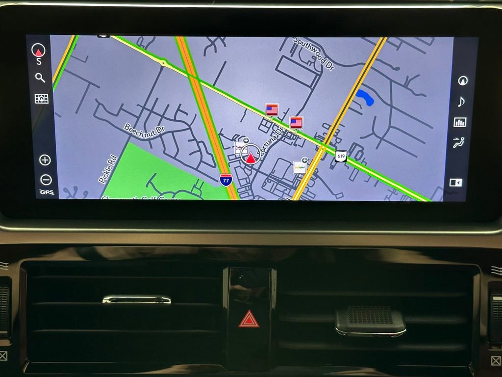 Used 2022 Lexus GX 460 Luxury w/ Sport Design Package image 5