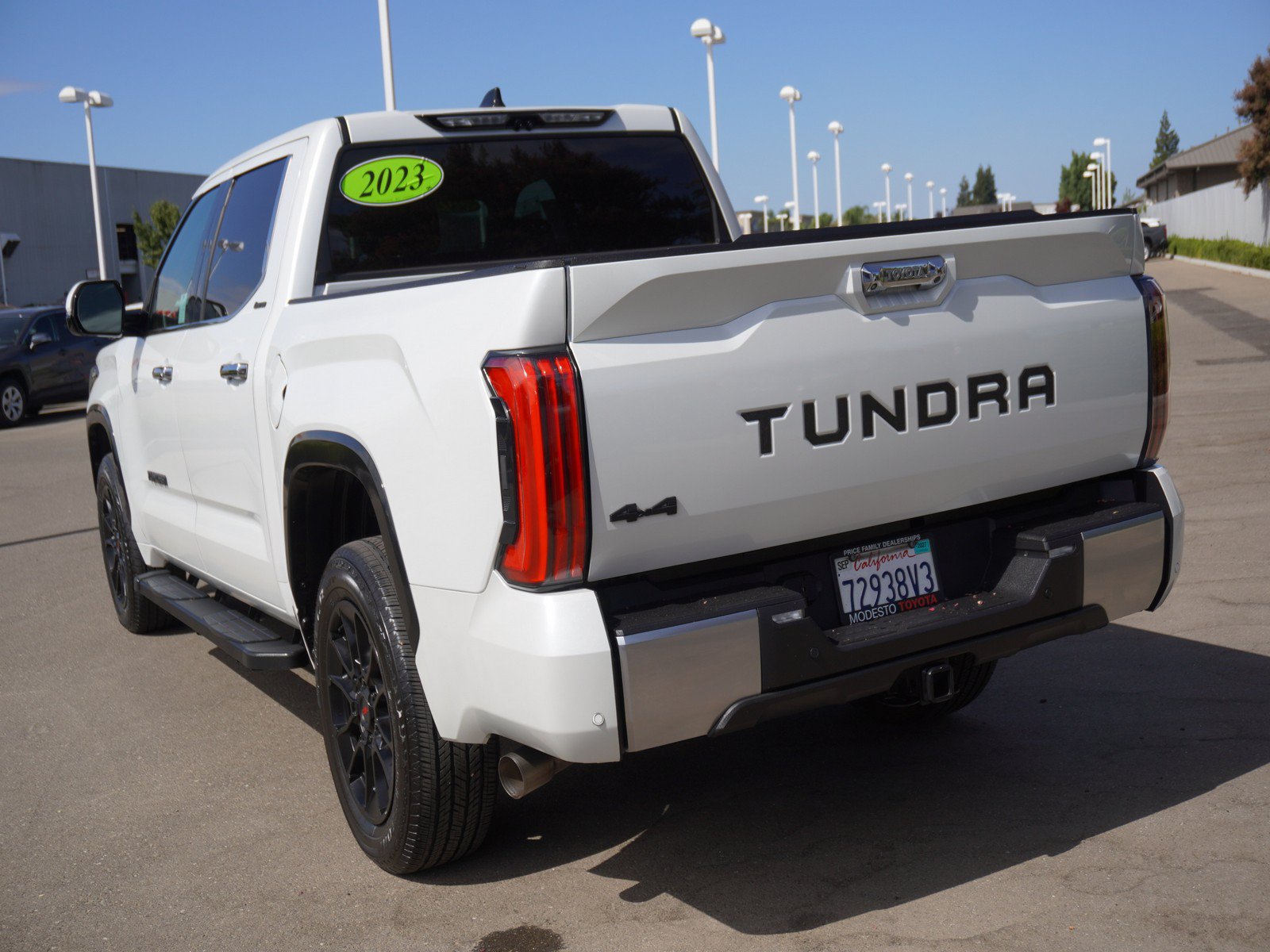 Used 2023 Toyota Tundra Limited AWD/4WD image 11