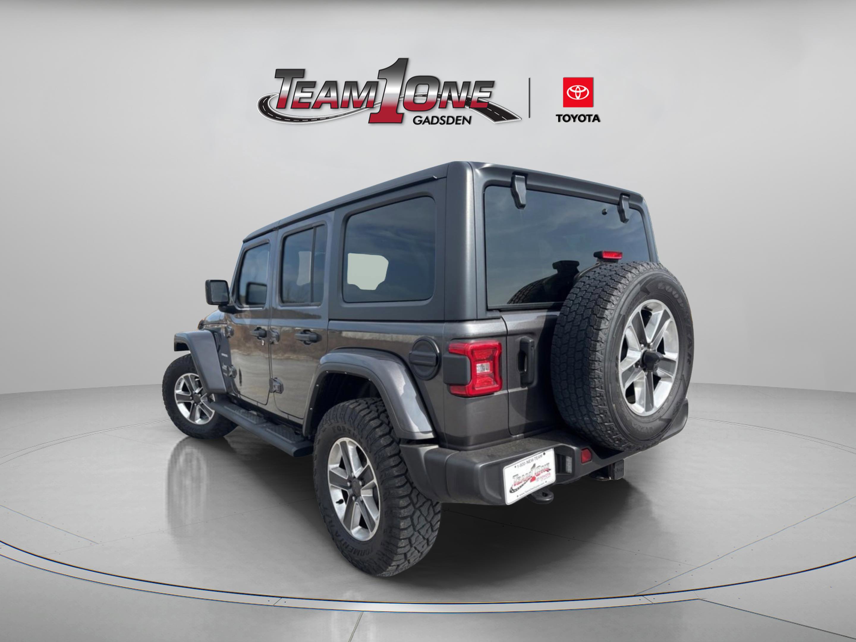 Used 2022 Jeep Wrangler Unlimited Sahara w/ LED Lighting Group image 6