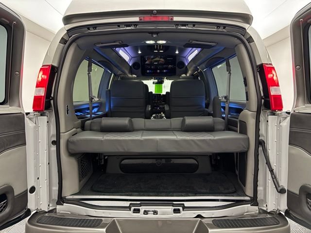 New 2026 GMC Savana 2500 Extended w/ Driver Convenience Package RWD image 13