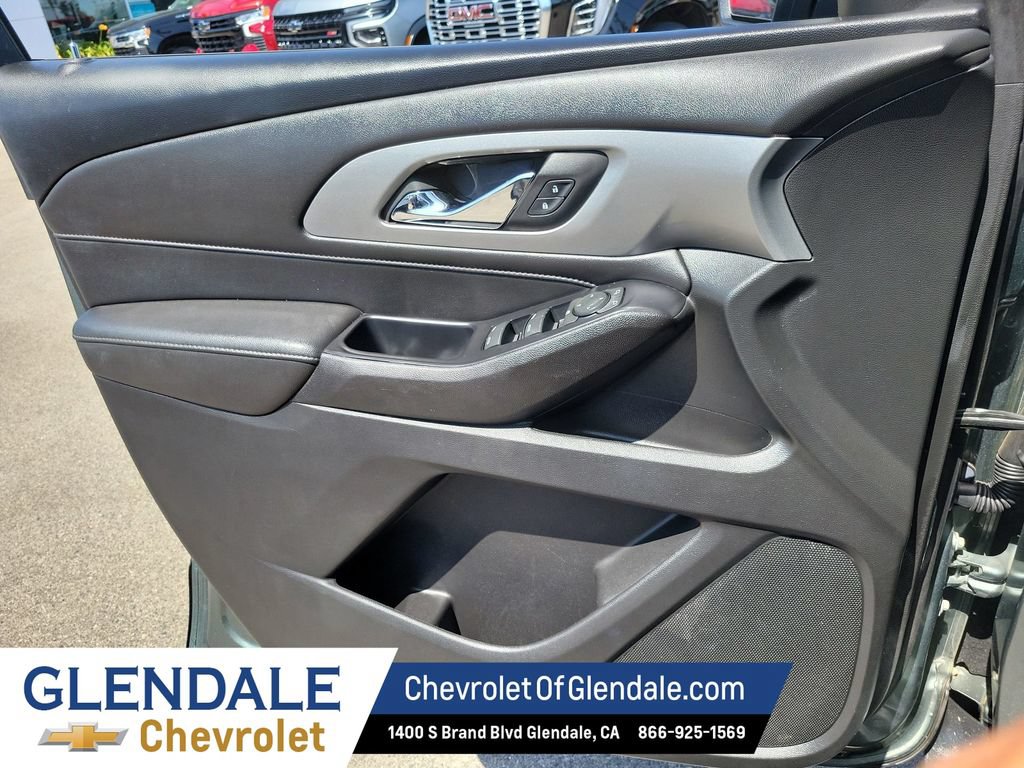 Certified 2023 Chevrolet Traverse LT FWD image 34