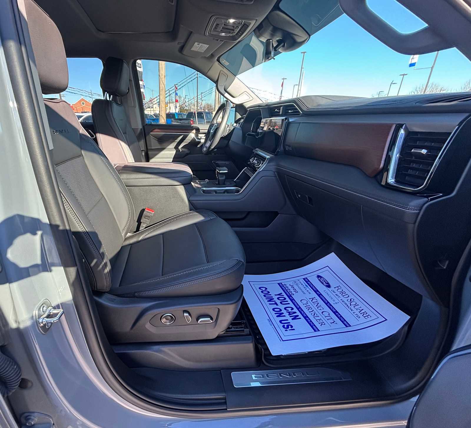 Used 2025 GMC Sierra 1500 Denali image 14