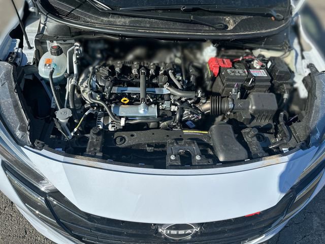 New 2025 Nissan Versa SR w/ Trunk Package FWD image 19