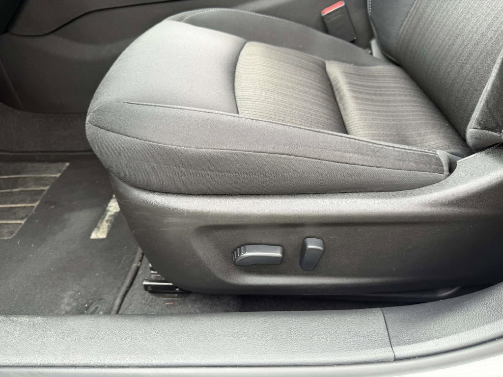 Used 2024 Nissan Altima 2.5 SV FWD image 22
