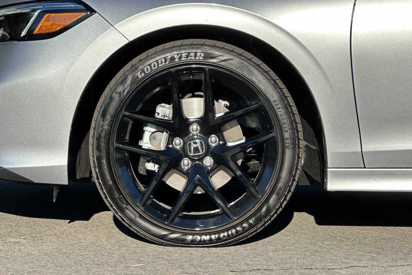 Certified 2025 Honda Civic Sport image 25