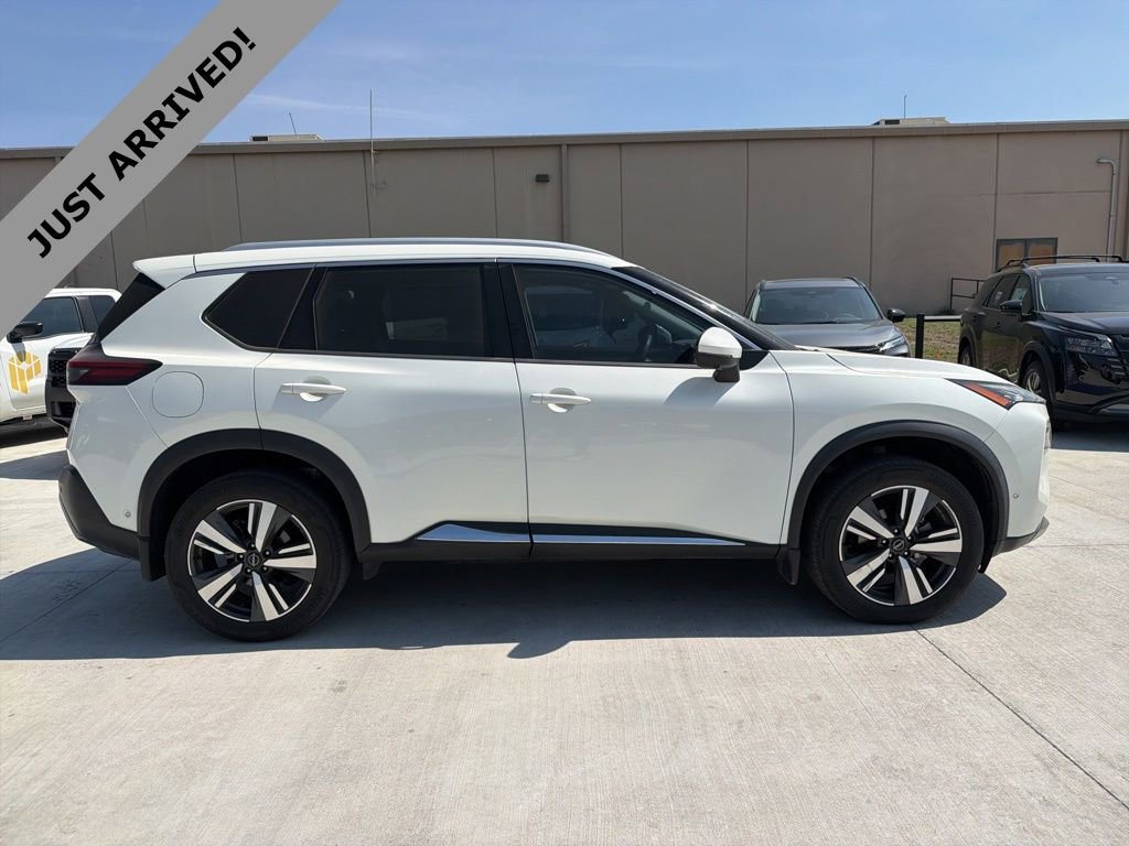 Certified 2023 Nissan Rogue SL w/ SL Premium Package image 4