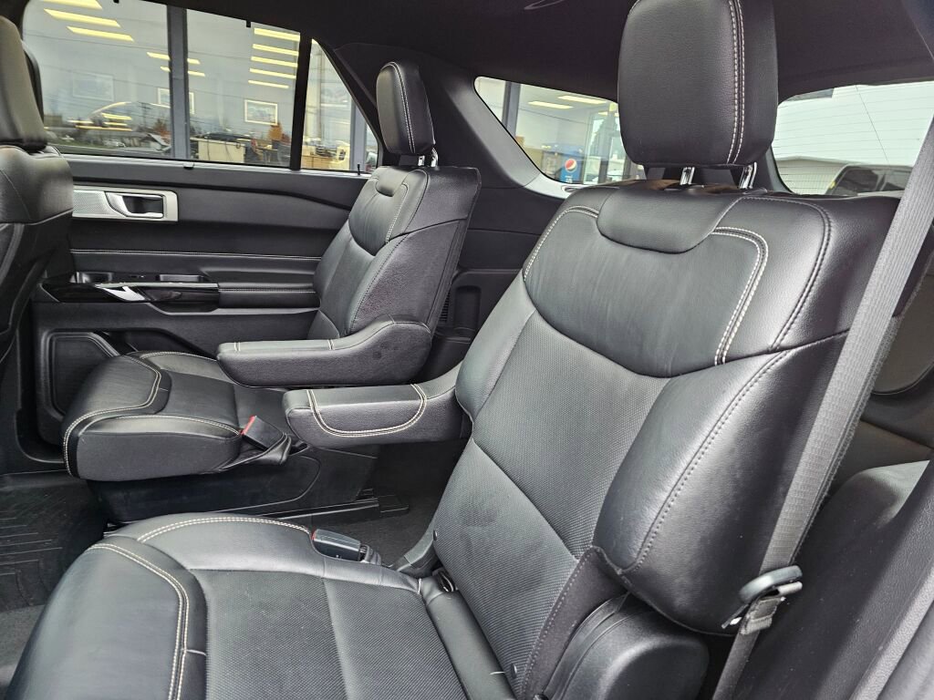 Used 2022 Ford Explorer ST w/ Equipment Group 401A image 14