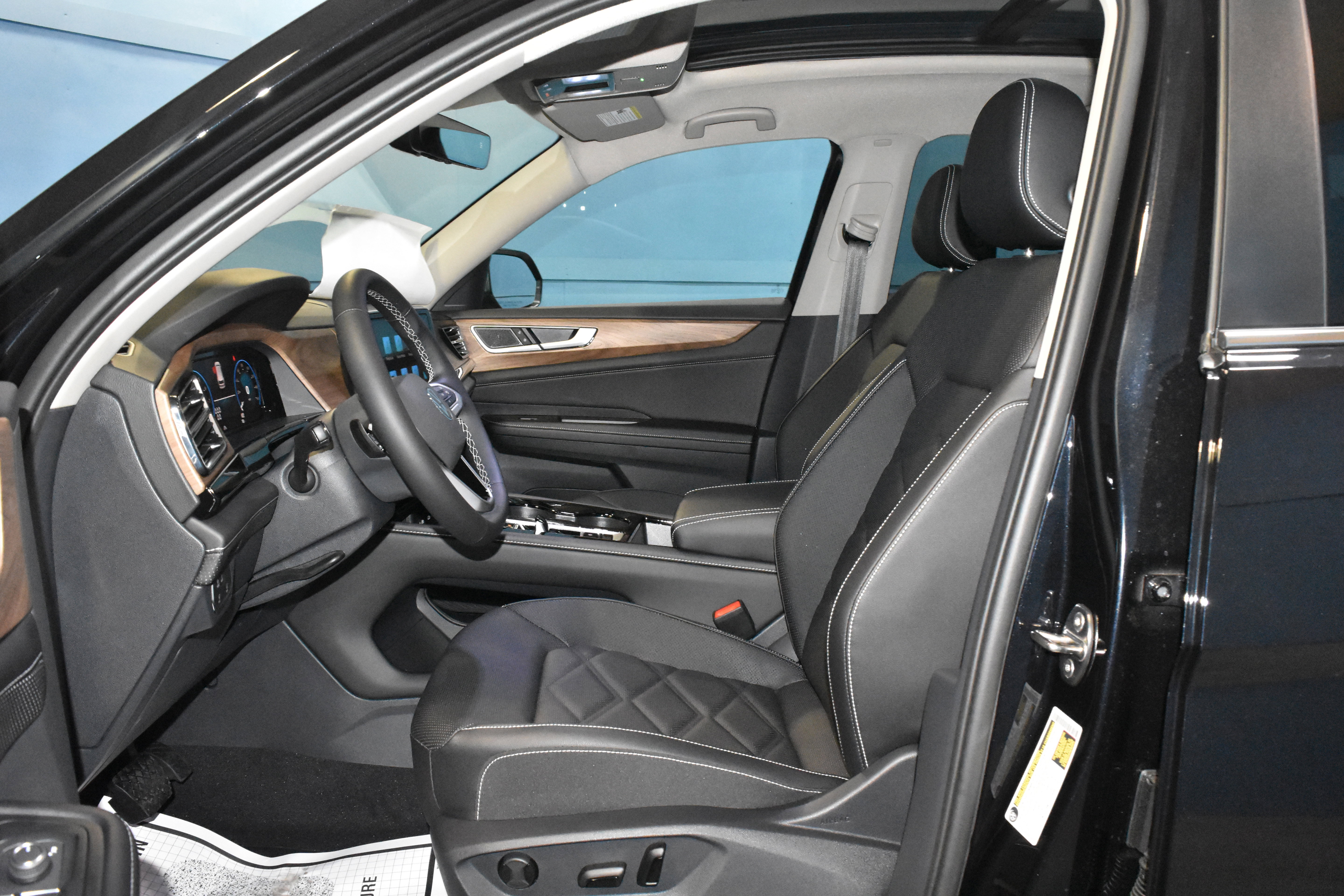 New 2026 Volkswagen Atlas SE AWD/4WD image 6
