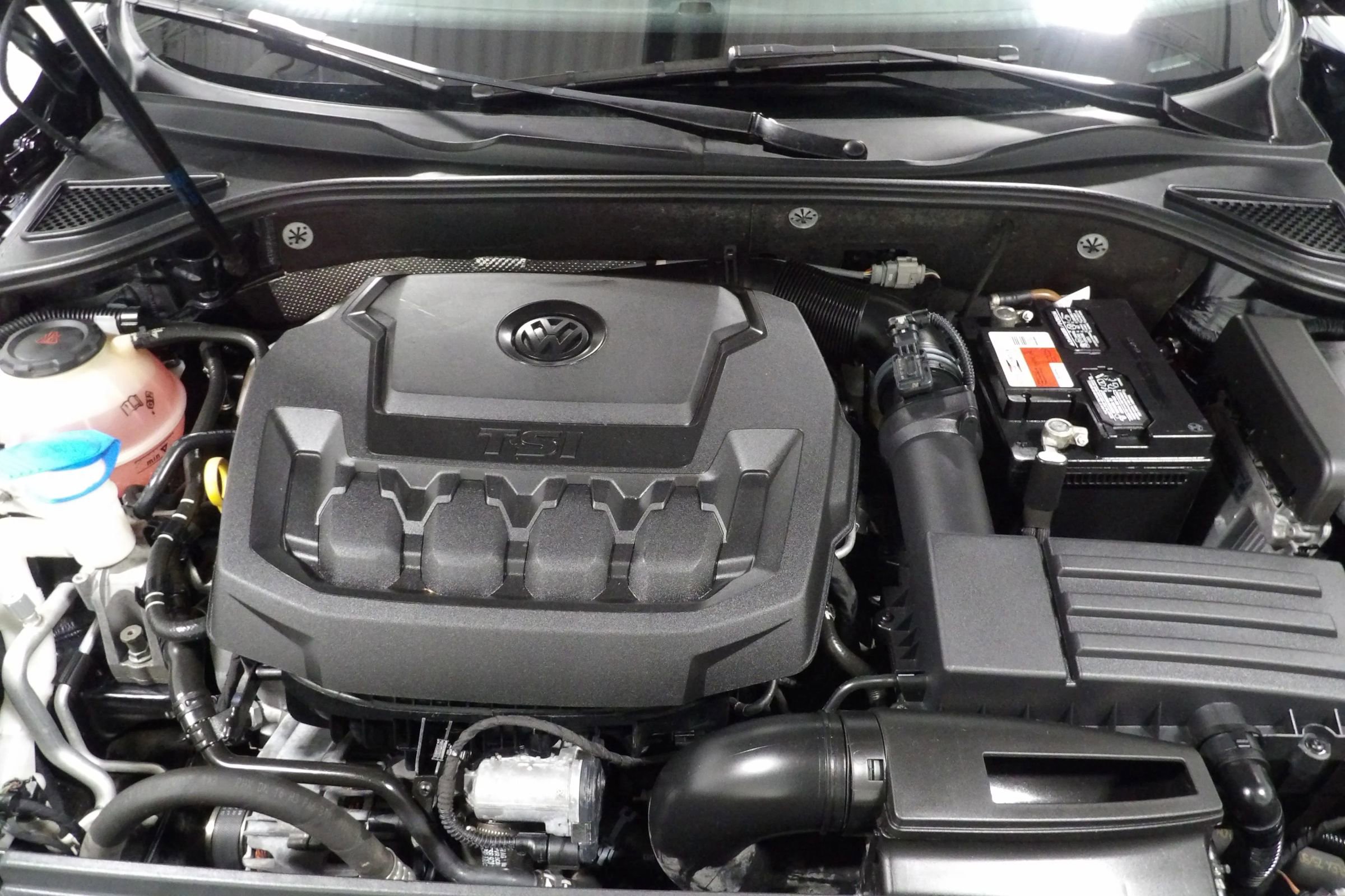 Used 2018 Volkswagen Passat 2.0T S image 18