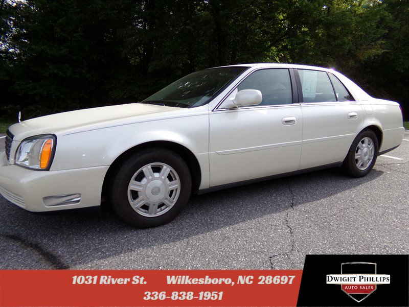 Used 2003 Cadillac De Ville Sedan w/ Comfort & Convenience Package