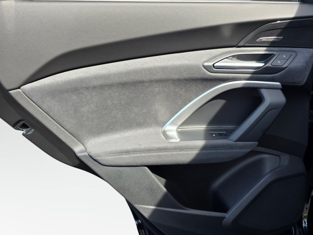 New 2026 Audi SQ5 Prestige AWD/4WD image 21