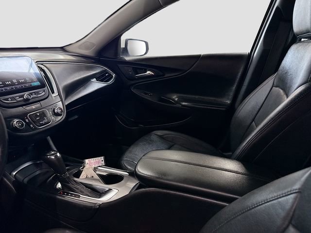 Used 2016 Chevrolet Malibu LT image 22