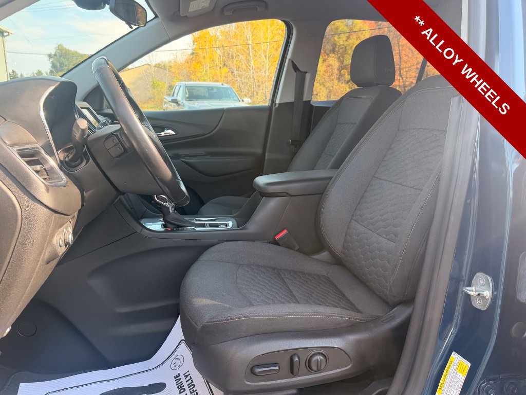 Used 2020 Chevrolet Equinox LT w/ Driver Convenience Package FWD image 13