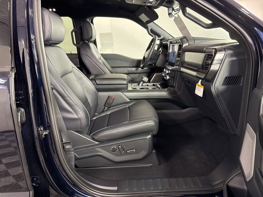 New 2026 Ford F150 Lariat w/ Equipment Group 502A High image 17