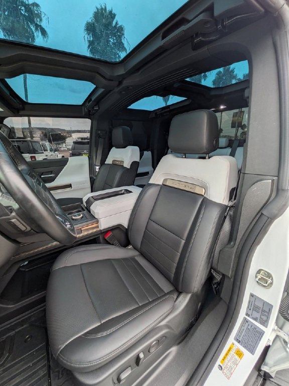 Used 2022 GMC Hummer EV Edition 1 w/ LPO, Illumination Package image 17