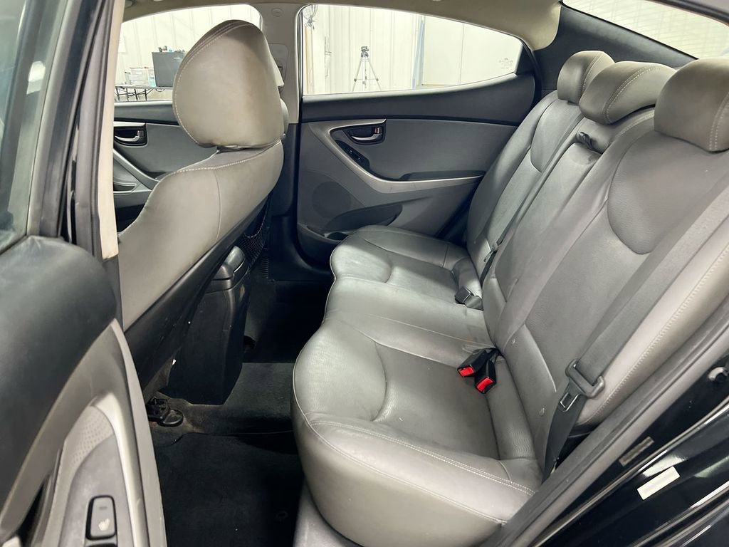 Used 2013 Hyundai Elantra Limited FWD image 22