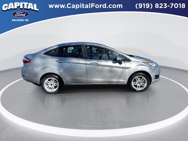 Used 2019 Ford Fiesta SE image 9
