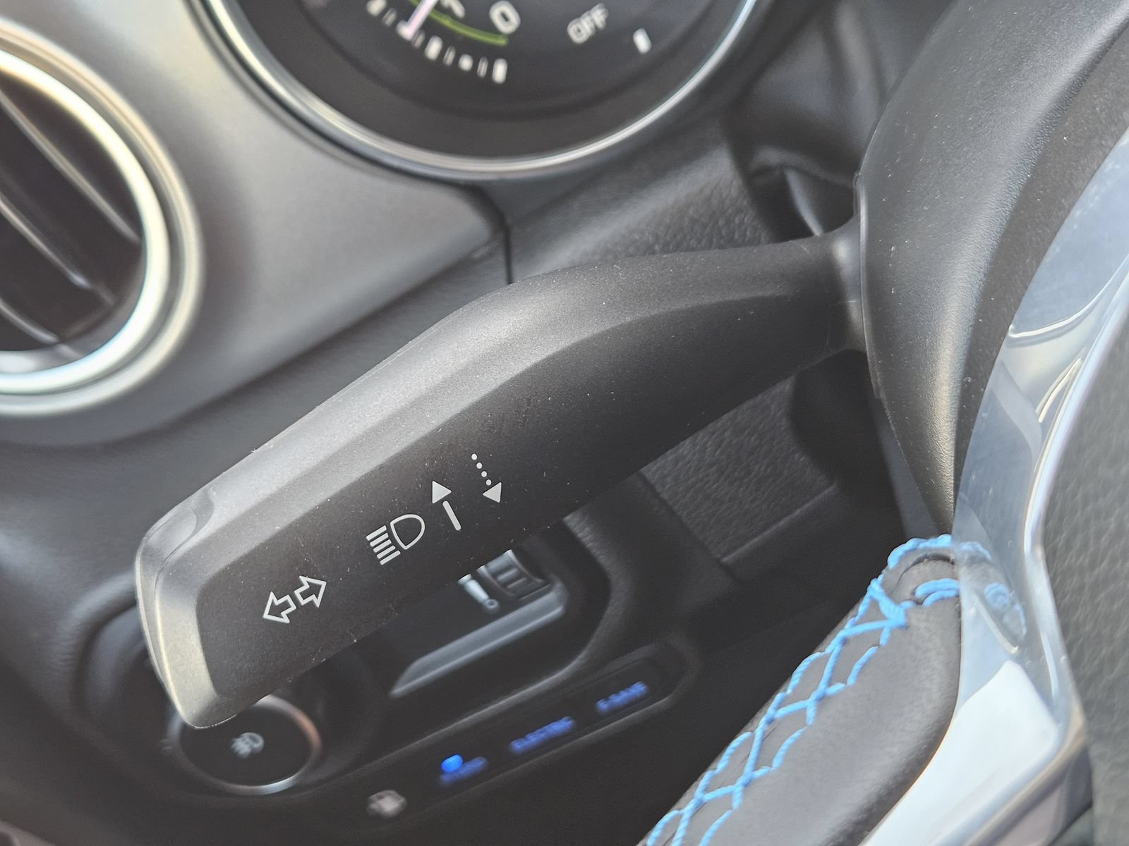 Used 2023 Jeep Wrangler Unlimited Rubicon 4xe AWD/4WD image 29