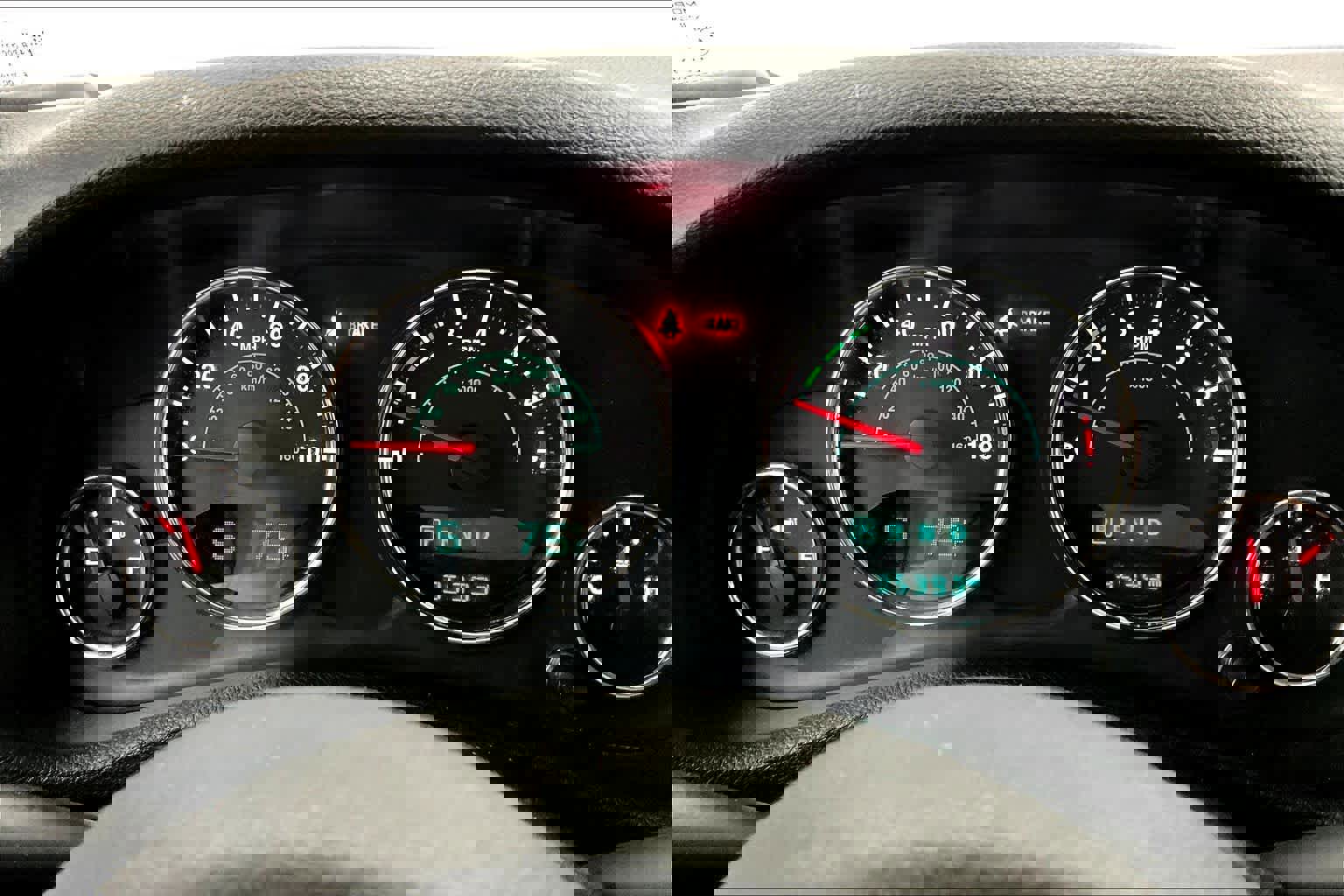 Used 2017 Jeep Wrangler Sahara w/ Connectivity Group image 23