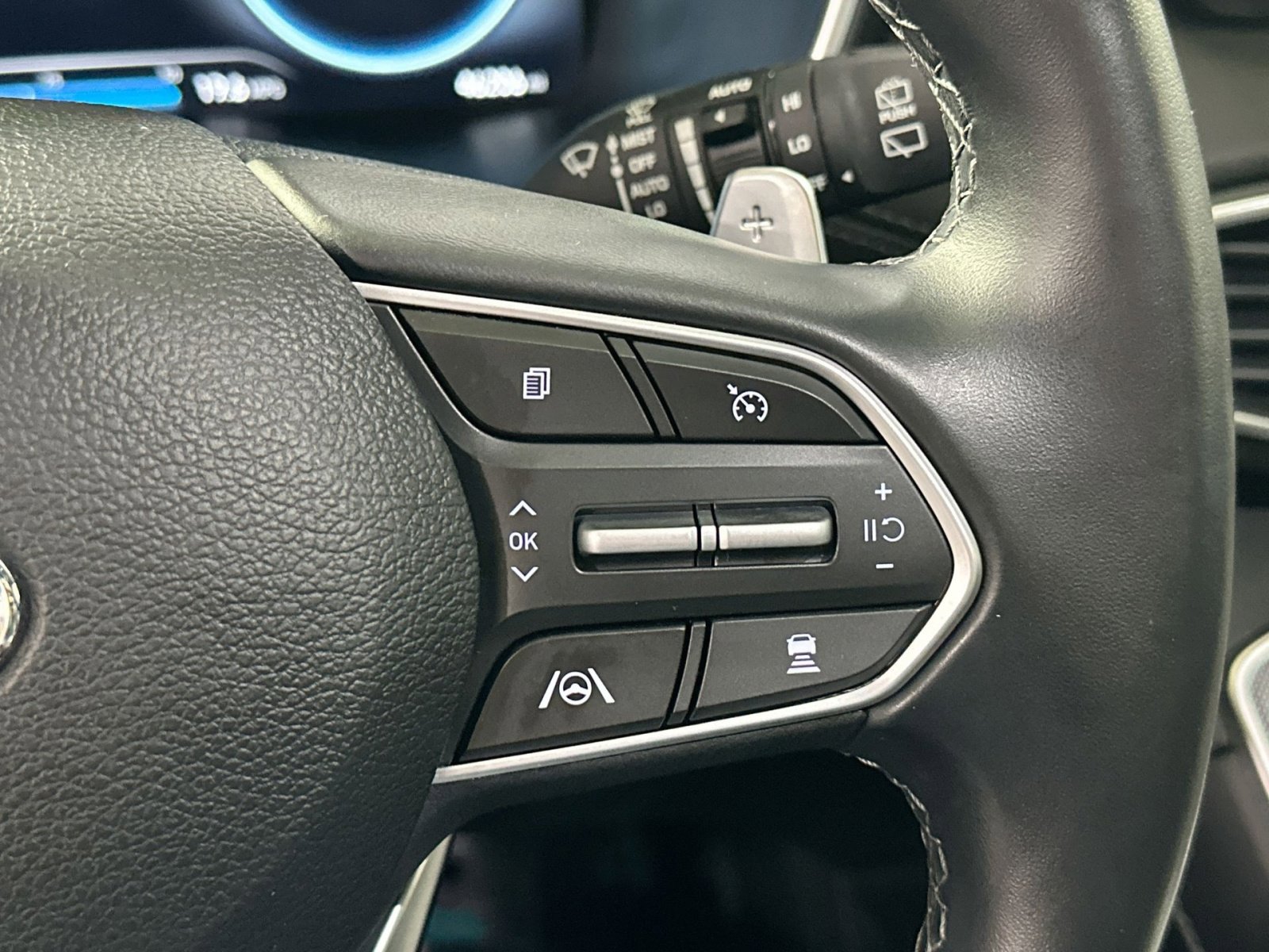 Used 2022 Hyundai Santa Fe Limited image 21