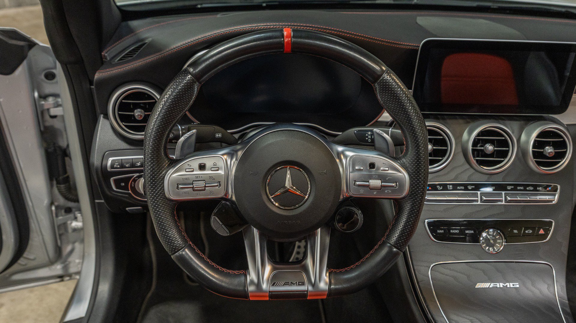 Used 2020 Mercedes-Benz C 63 AMG Cabriolet image 54