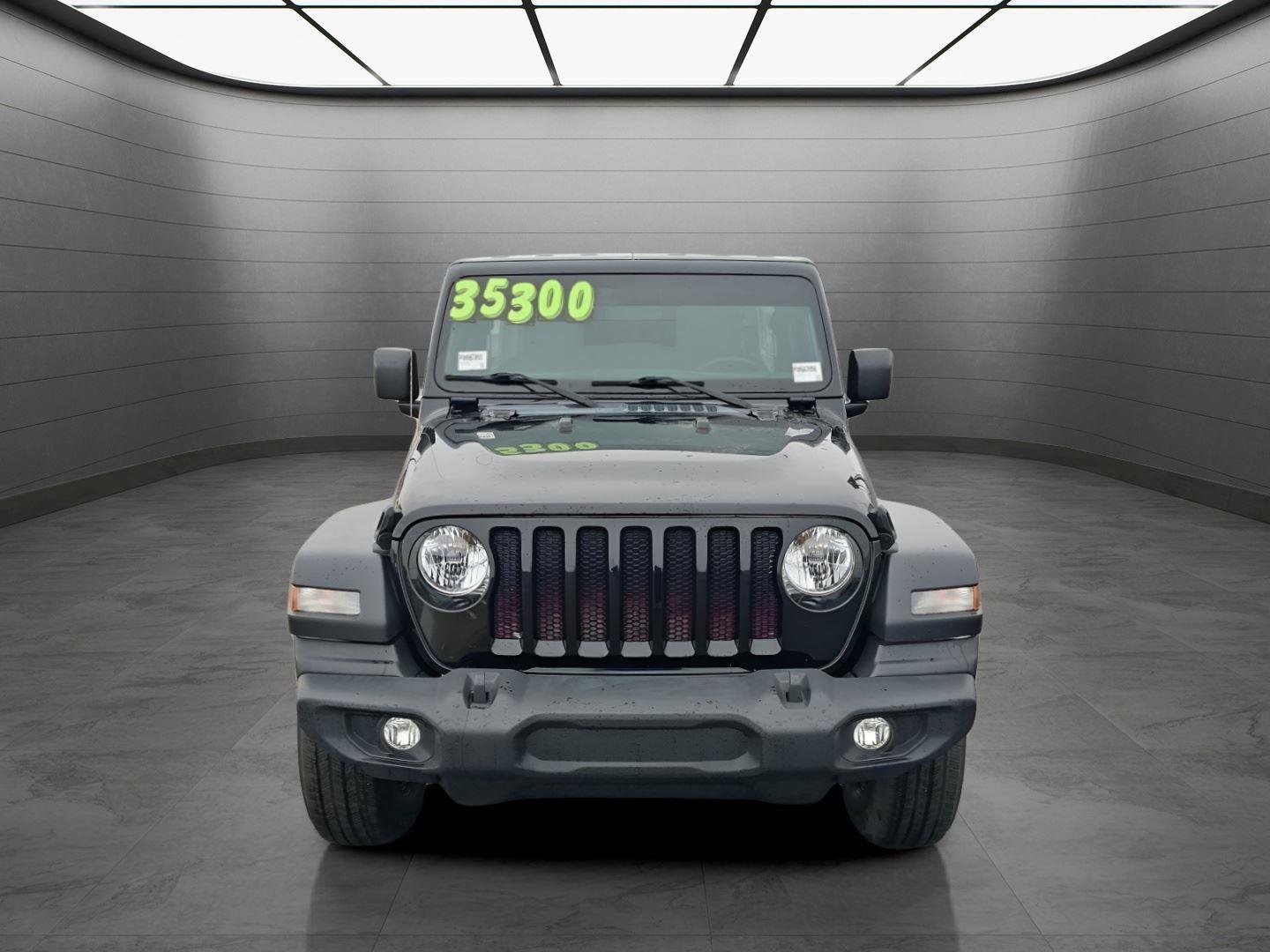 Used 2023 Jeep Wrangler Sport image 8