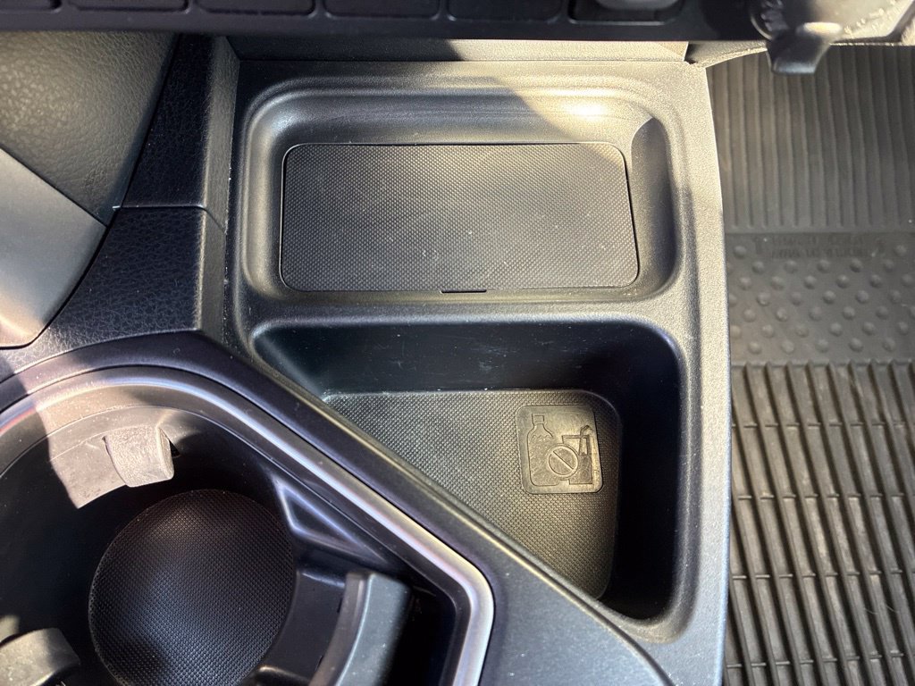 Used 2018 Toyota RAV4 XLE w/ Plus Extra Value Package AWD/4WD image 33