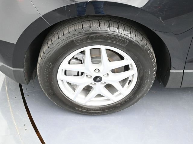 Used 2023 Ford Edge SEL w/ Convenience Package image 9