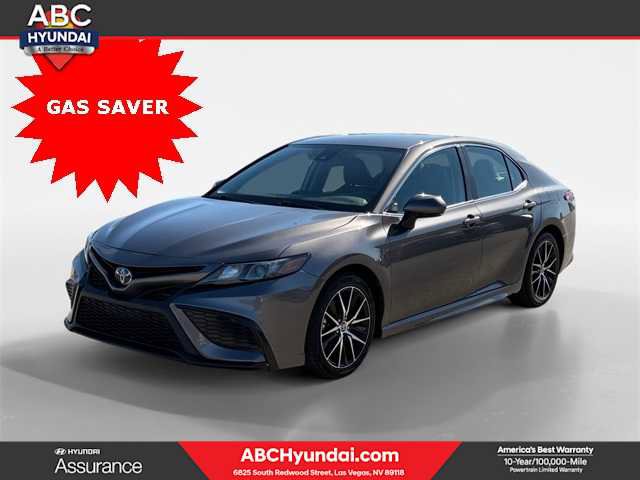 Used 2023 Toyota Camry SE image 1