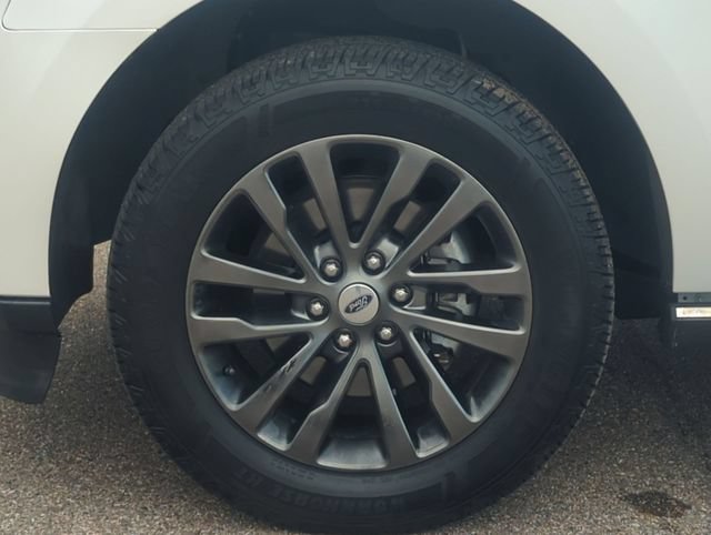 Used 2019 Ford Expedition Limited AWD/4WD image 10