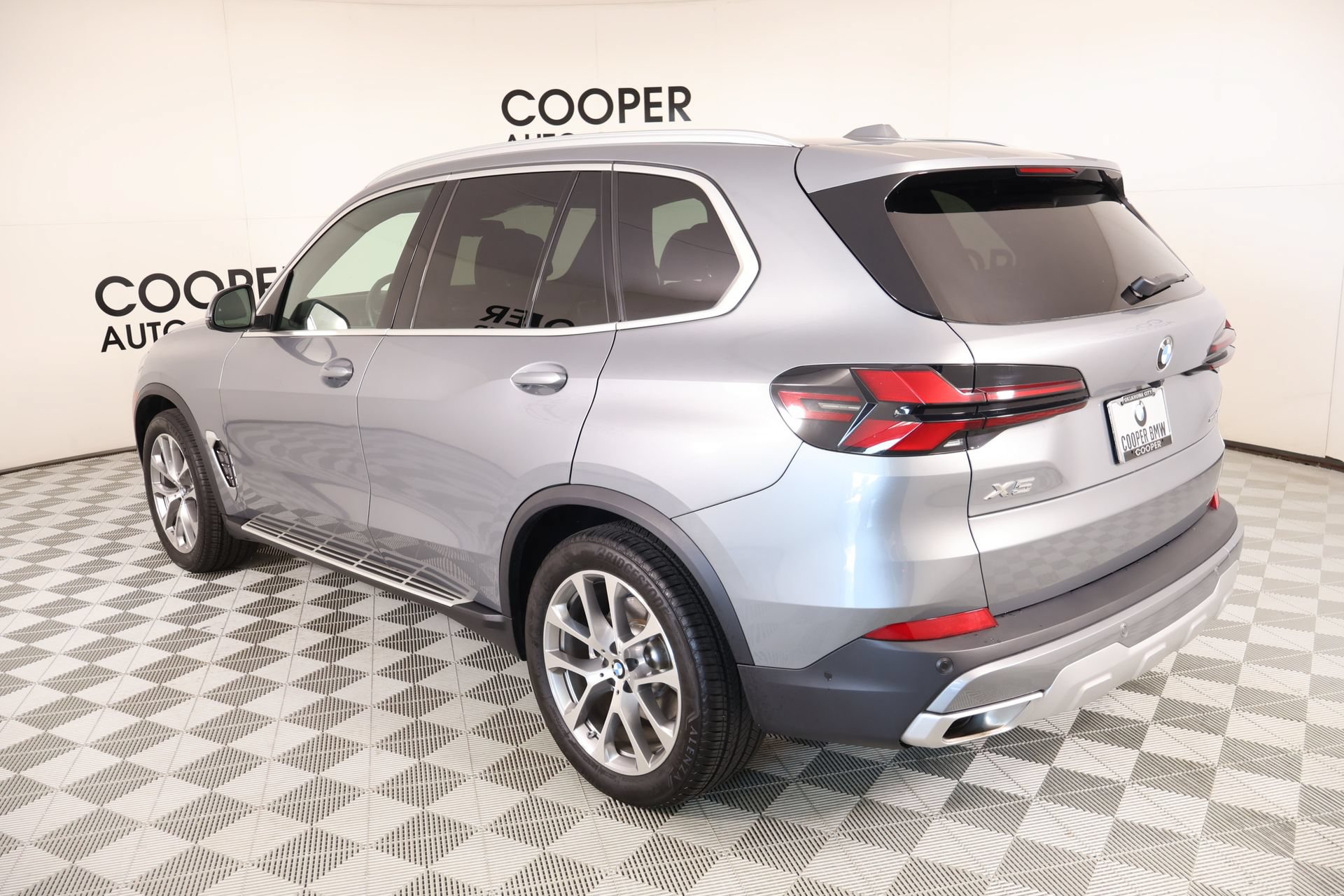 Used 2026 BMW X5 xDrive40i AWD/4WD image 24