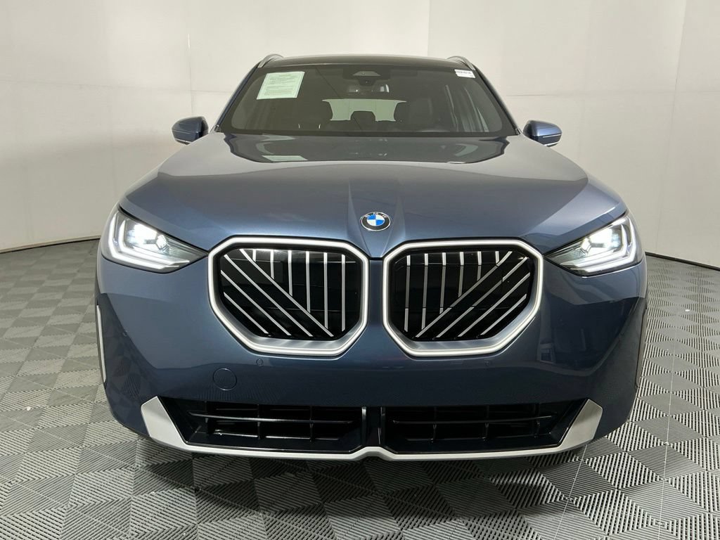 Certified 2025 BMW X3 xDrive30i w/ Convenience Package AWD/4WD image 3