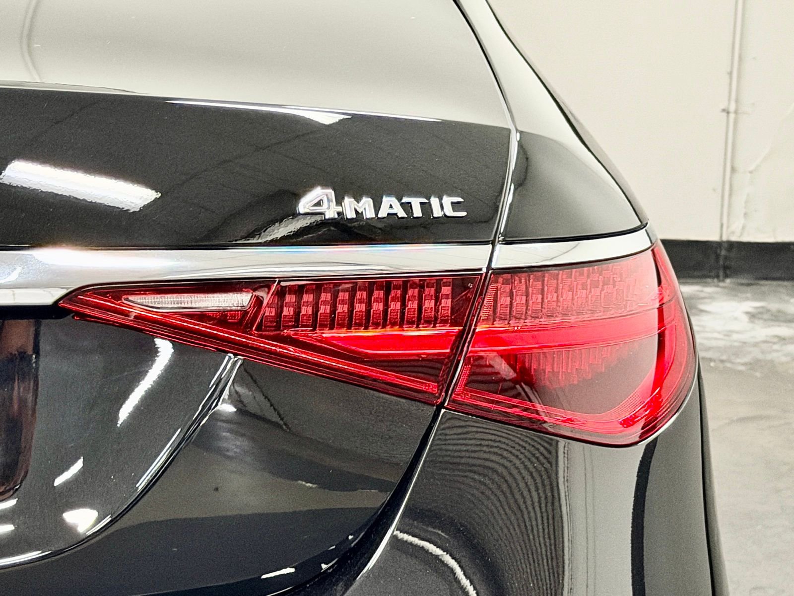 Used 2025 Mercedes-Benz S 580 4MATIC Sedan image 14