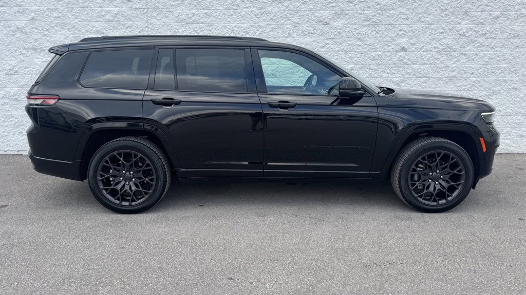Used 2024 Jeep Grand Cherokee L Summit image 3