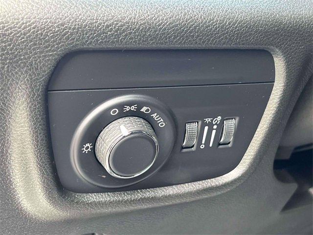 Used 2021 Jeep Grand Cherokee L Laredo image 22