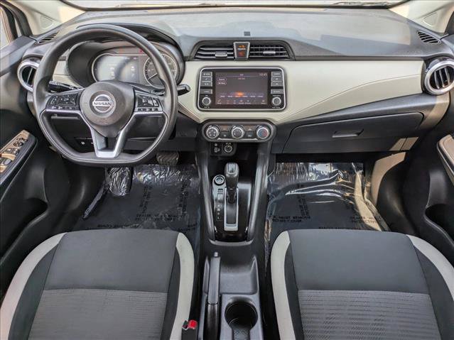 Used 2022 Nissan Versa SV FWD image 16
