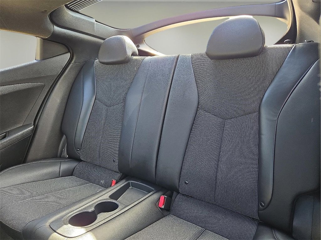 Used 2016 Hyundai Veloster Base w/ Option Group 02 image 11