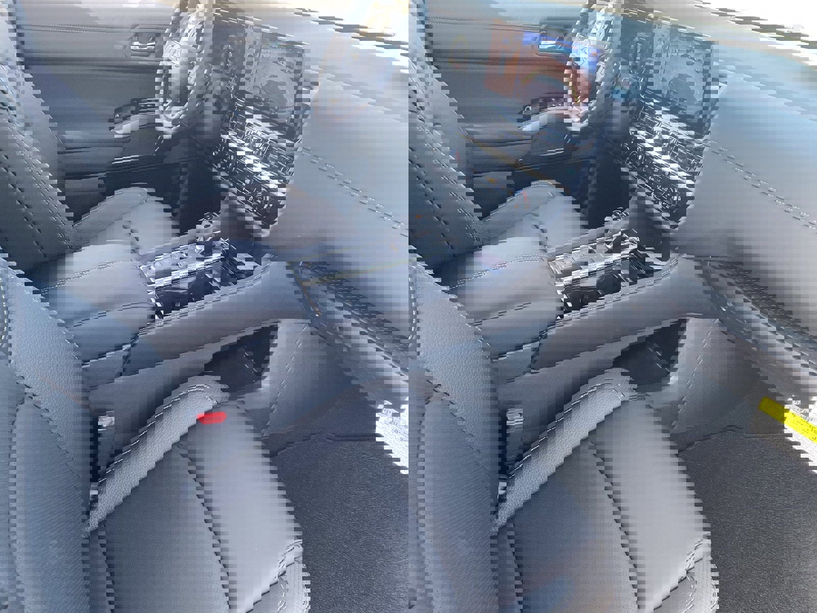 New 2026 Nissan Pathfinder SL image 13