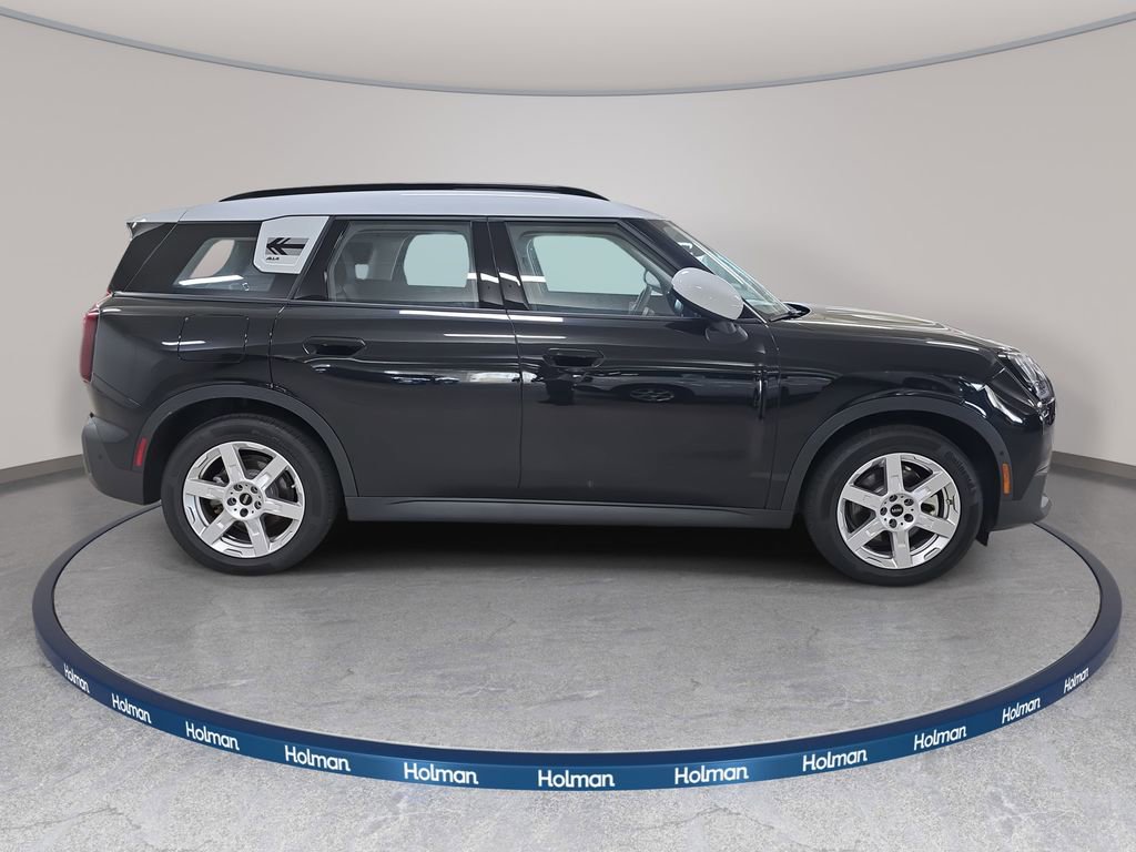Used 2025 MINI Cooper Countryman SE image 6