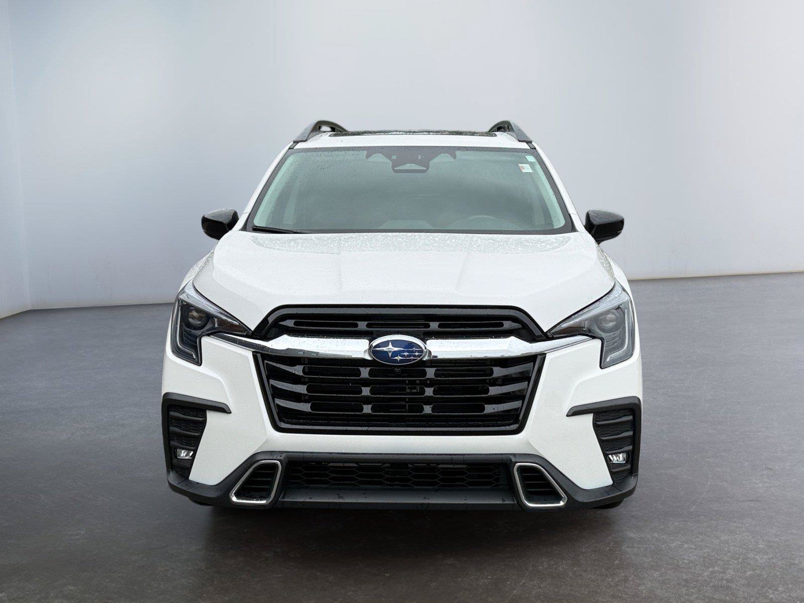 Used 2024 Subaru Ascent Touring AWD/4WD image 8