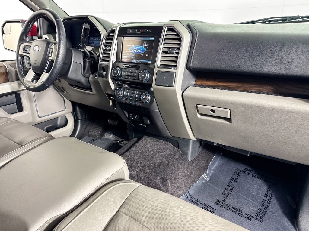 Used 2015 Ford F150 Lariat RWD image 30