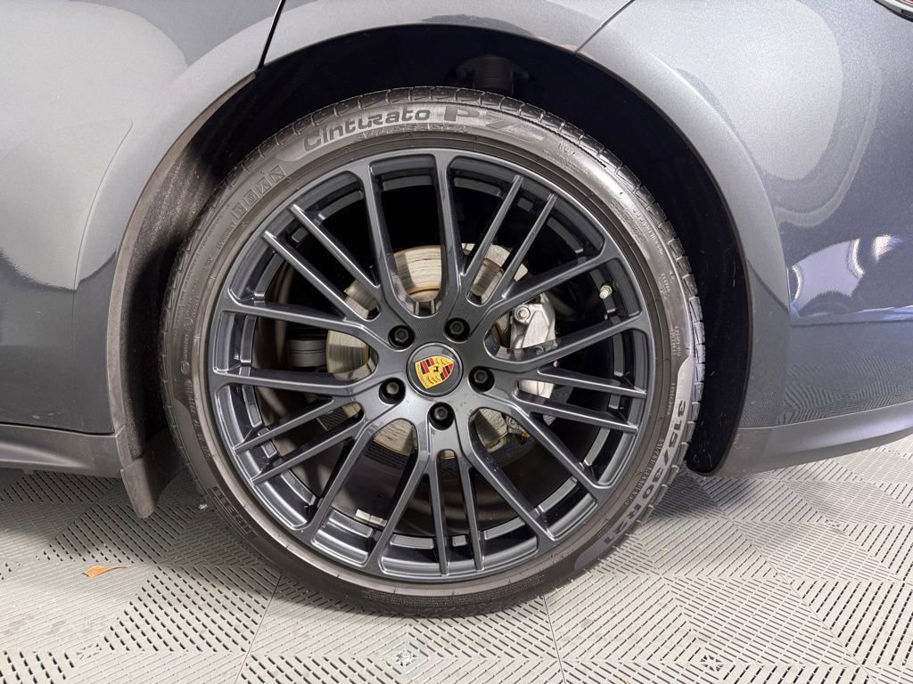 Certified 2022 Porsche Panamera 4 Platinum Edition image 13