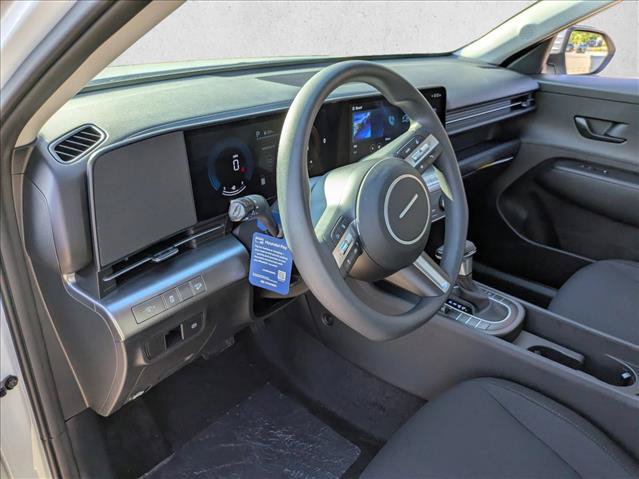 New 2027 Hyundai Kona SE FWD image 8