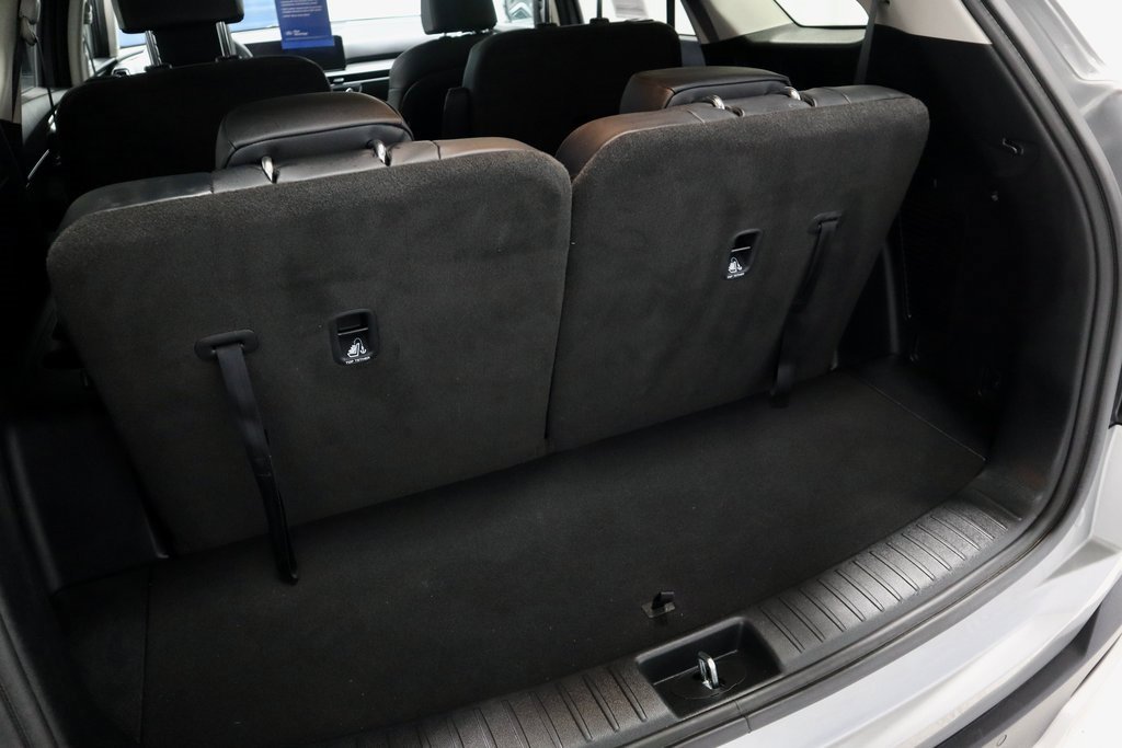 Used 2025 Kia Sorento EX image 16