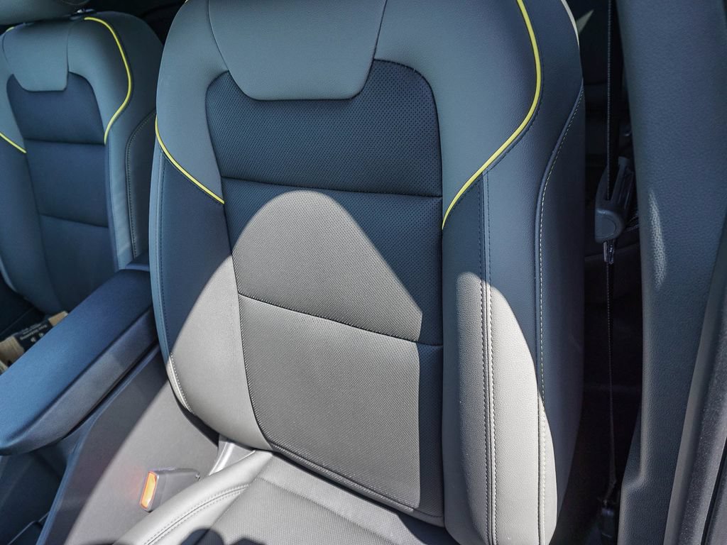 New 2026 Chevrolet Trax ACTIV w/ Driver Confidence Package FWD image 20